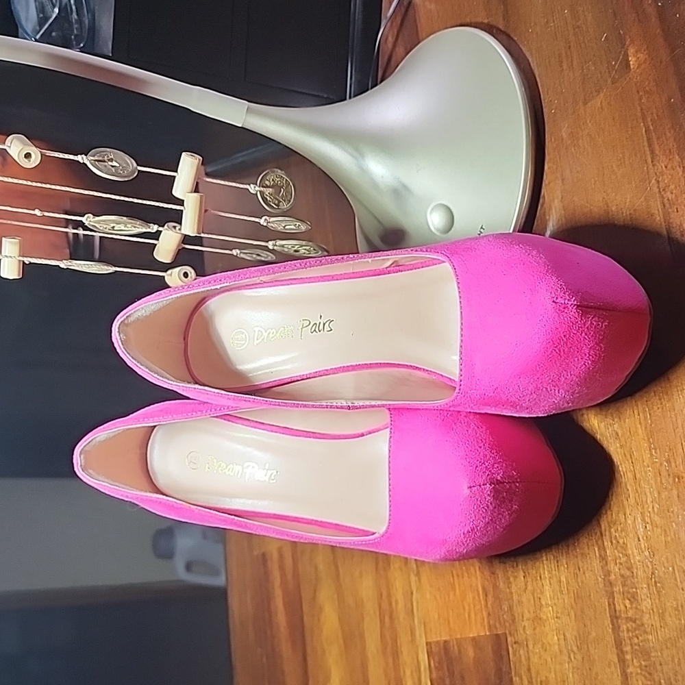 Platform 5" Party Pumps